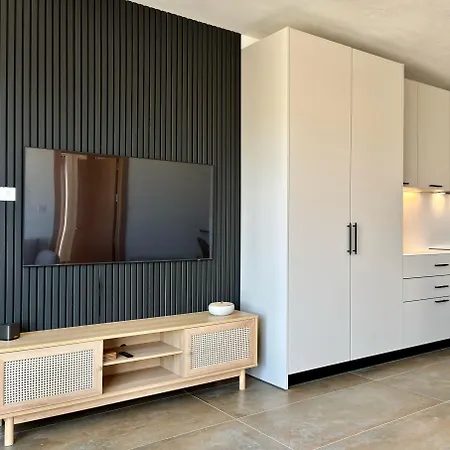 Διαμέρισμα Luxury Sea View *